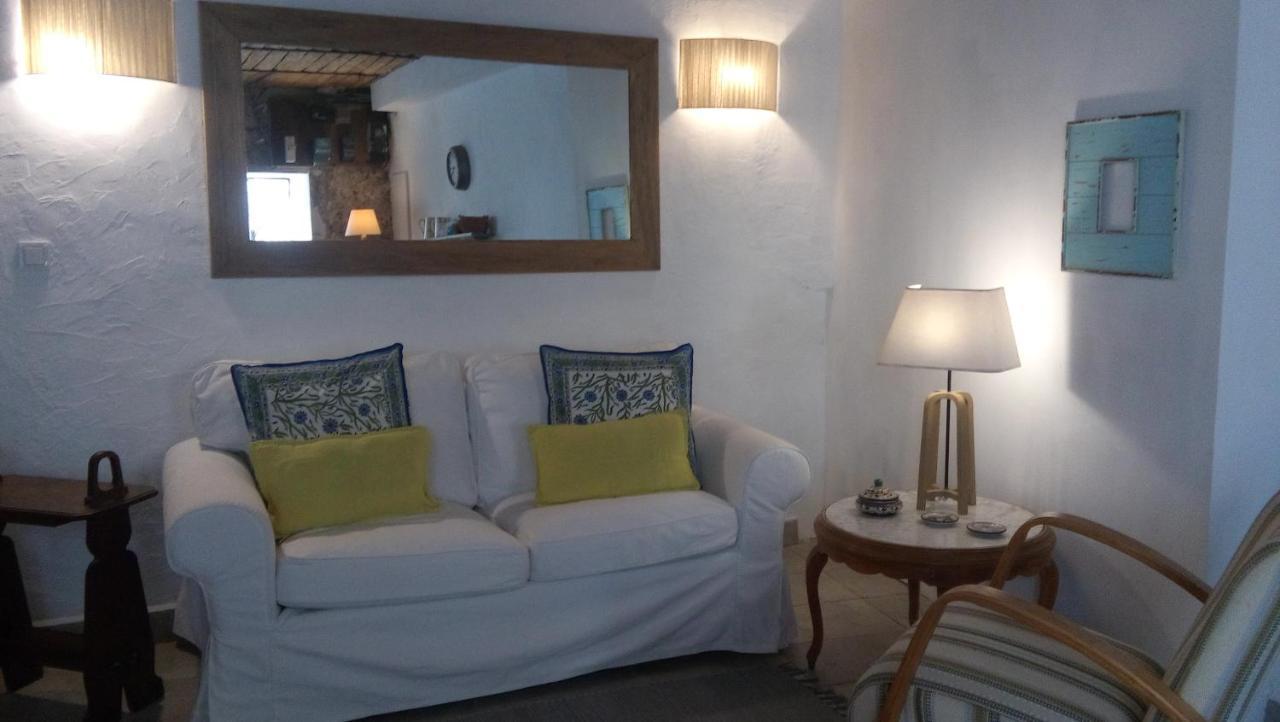 أوبس Ana'S Guest House Chambres D'Hotes المظهر الخارجي الصورة